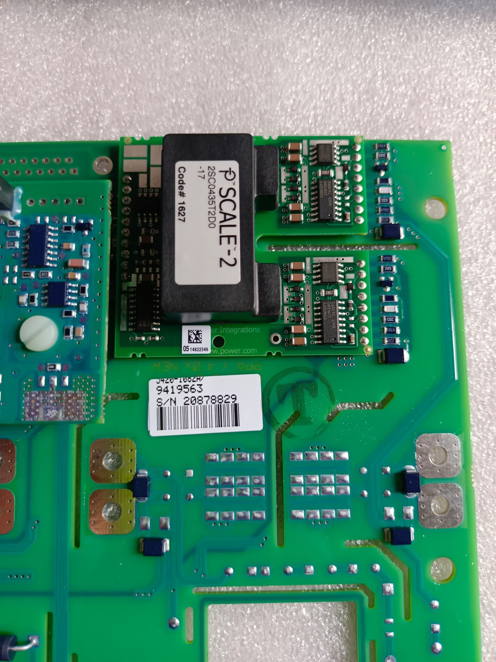 A06B-6096-H207 FANUC SERVO AMPLIFIER MODULE A06B6096H207 thumbnail 4775