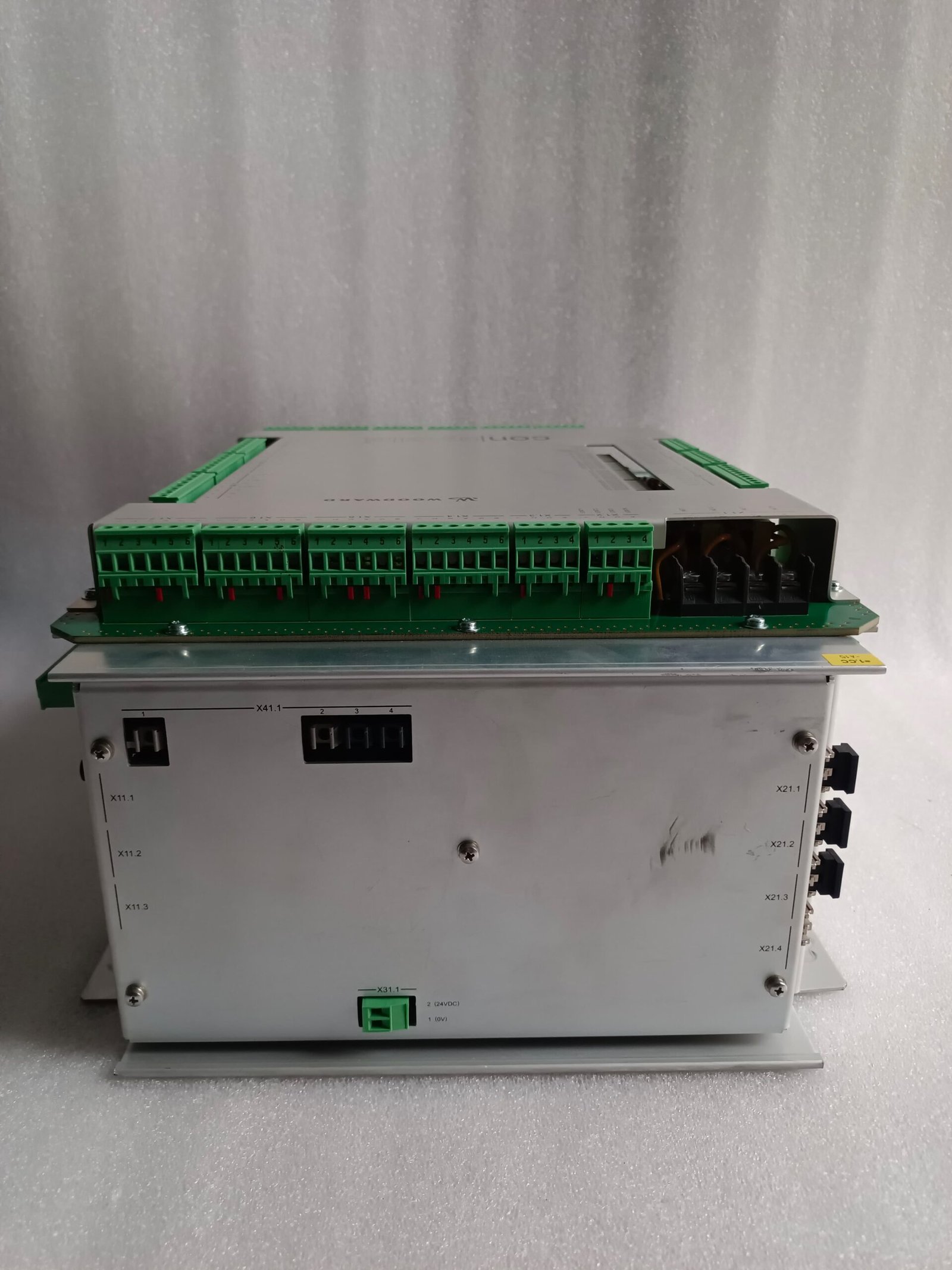 A06B-6096-H207 FANUC SERVO AMPLIFIER MODULE A06B6096H207 thumbnail 4381