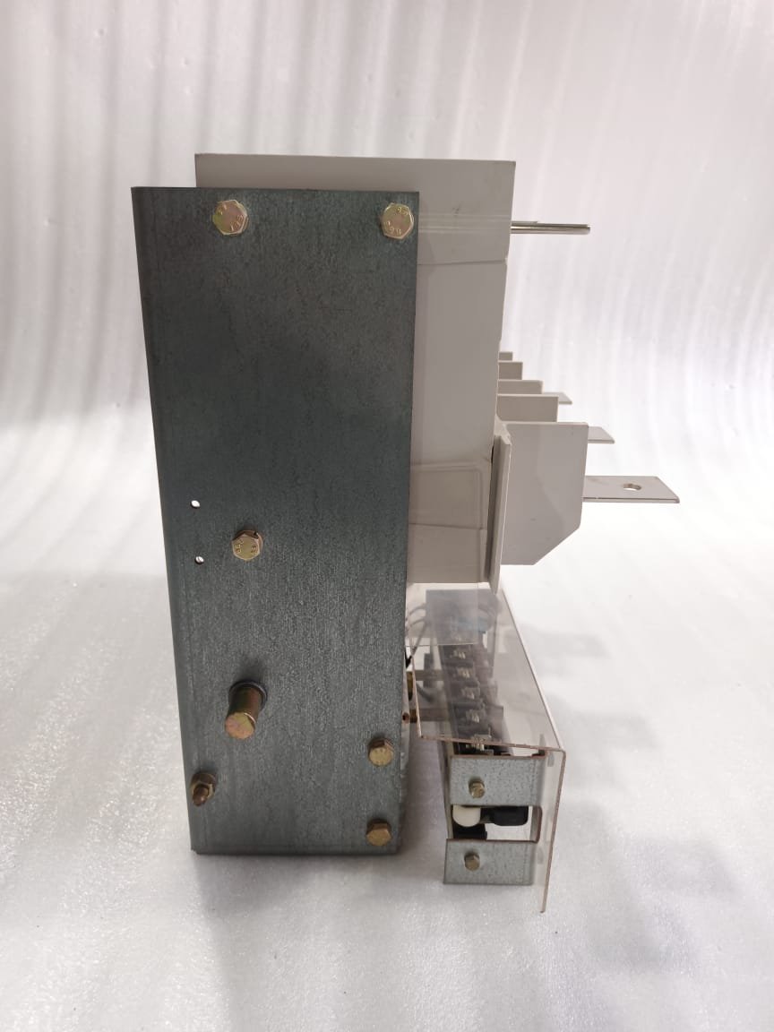 A06B-6096-H207 FANUC SERVO AMPLIFIER MODULE A06B6096H207 thumbnail 324