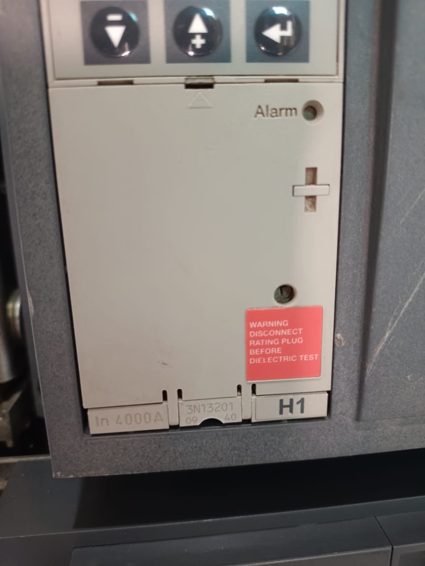 Schneider NW40 H1 Air Circuit Breaker Masterpact NW40H1 Air Circuit Breaker thumbnail 4