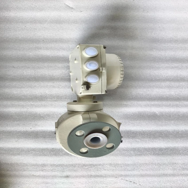 ABB ProcessMaster 300 Electromagnetic Flowmeter FEP311020A1S2A1B1A1A0A1B1C1H1T3 – High-Accuracy Mag Flow Meter for Industrial Liquid Flow Measurement thumbnail 3