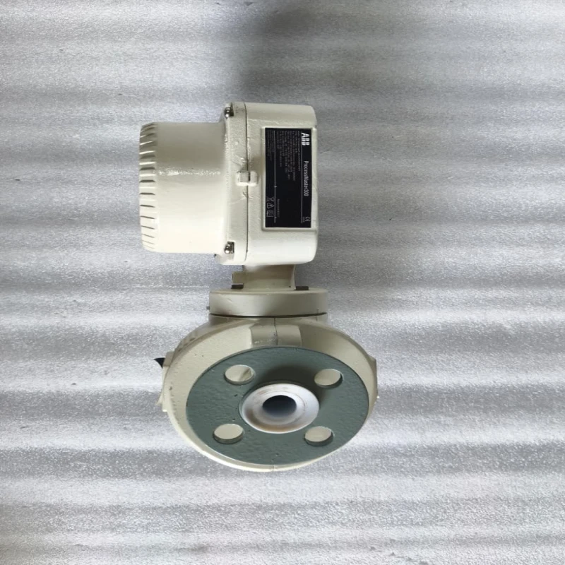 ABB ProcessMaster 300 Electromagnetic Flowmeter FEP311020A1S2A1B1A1A0A1B1C1H1T3 – High-Accuracy Mag Flow Meter for Industrial Liquid Flow Measurement thumbnail 4