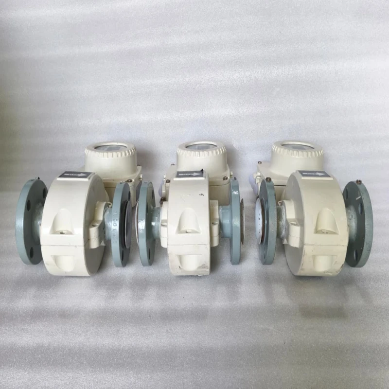 ABB ProcessMaster 300 Electromagnetic Flowmeter FEP311040A1S2A1B1A1A0A1B1C1H1T3 – High Accuracy Mag Flow Meter for Industrial Liquid Measurement thumbnail 5