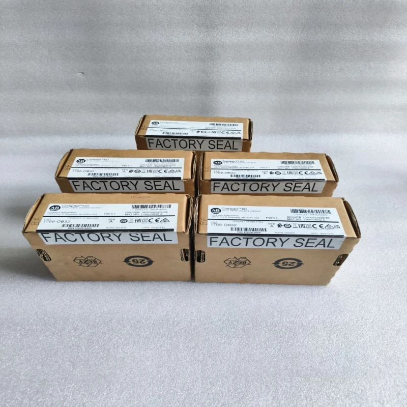 Allen-Bradley 1769-OB32 CompactLogix 32-Point 24VDC Sourcing Digital Output Module thumbnail 5