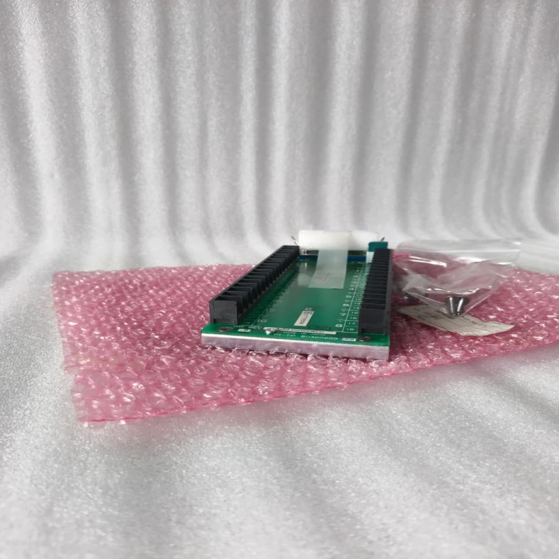 Azbil HAS-RTP50 Pulse Input Remote Terminal Panel PI-TP 80360689-002, 8-Channel Industrial Automation Module thumbnail 3