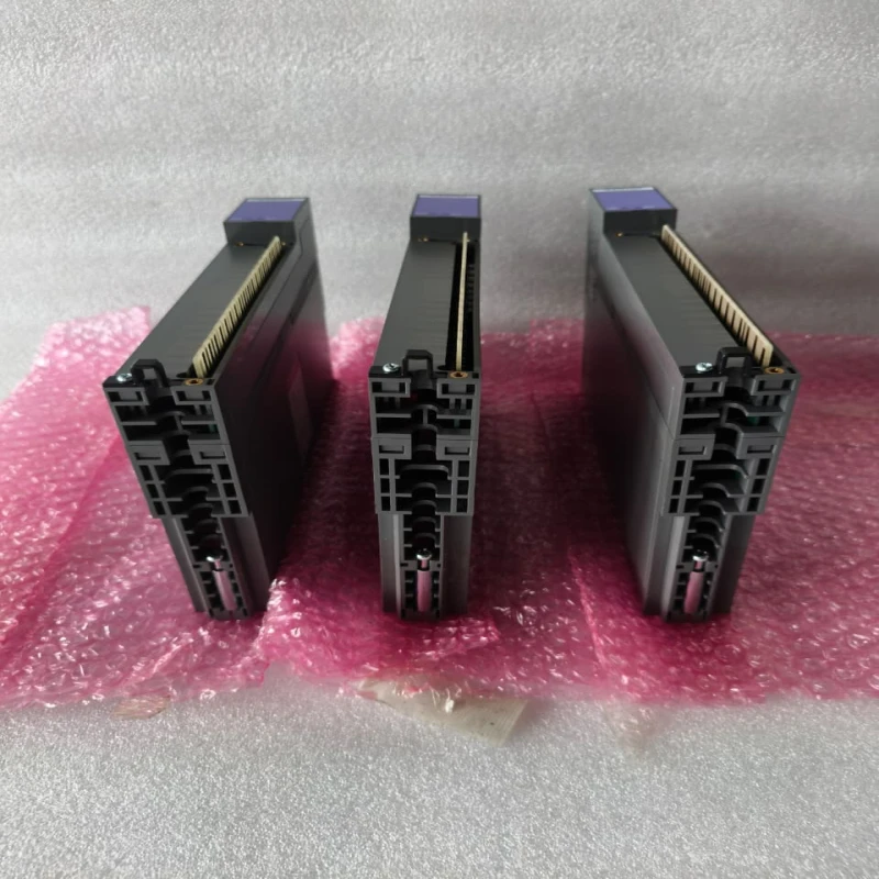 AZBIL HD-RAM70H-5 RAM70H Digital I/O Module, 24V DC 140mA thumbnail 2
