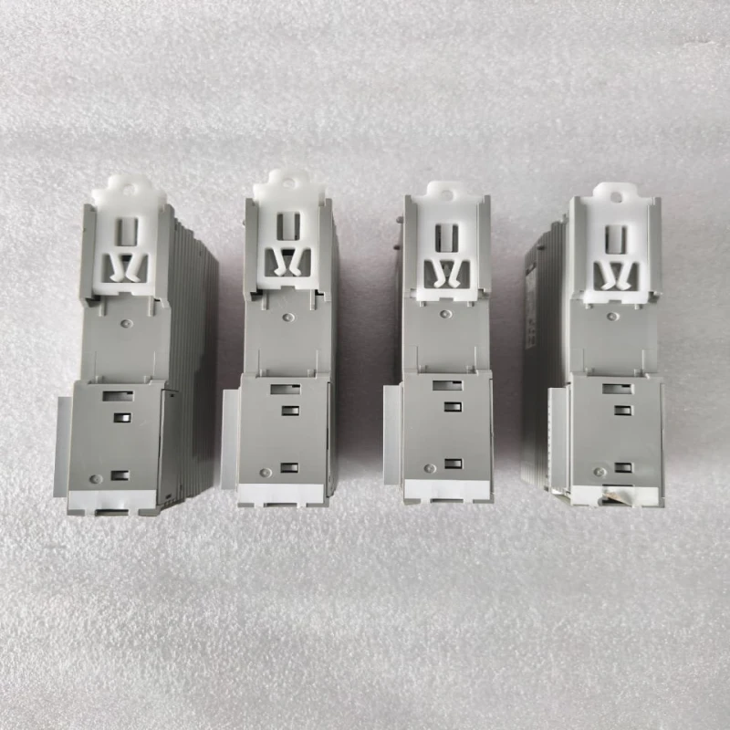 AZBIL RY5002M0000 (RY5002M0000-T) I/O Module – 24V DC Industrial Automation Control Module thumbnail 5
