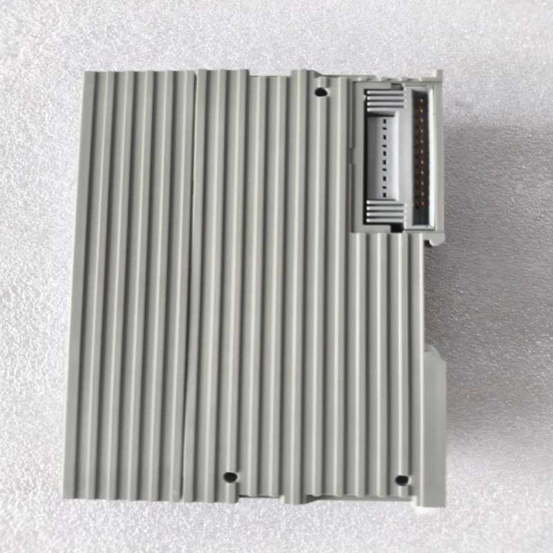 AZBIL RY5004J0000-T Infilex I/O Module | 4-Point Analog Input Module | AI 2 + PT 2 | 24V thumbnail 3