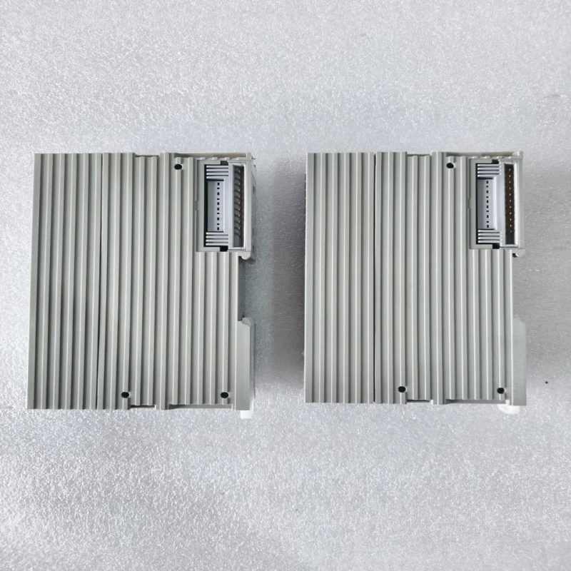 AZBIL RY5008S0000-T 8-Point Digital Input I/O Module for Infilex Building Automation System thumbnail 3