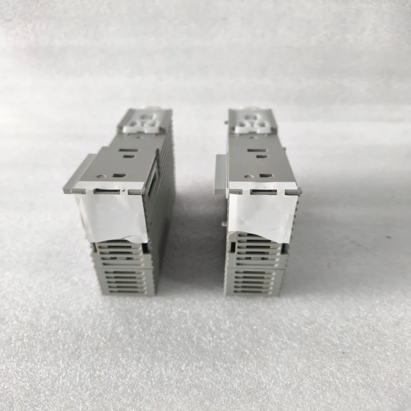 AZBIL RY5008S0000-T 8-Point Digital Input I/O Module for Infilex Building Automation System thumbnail 6