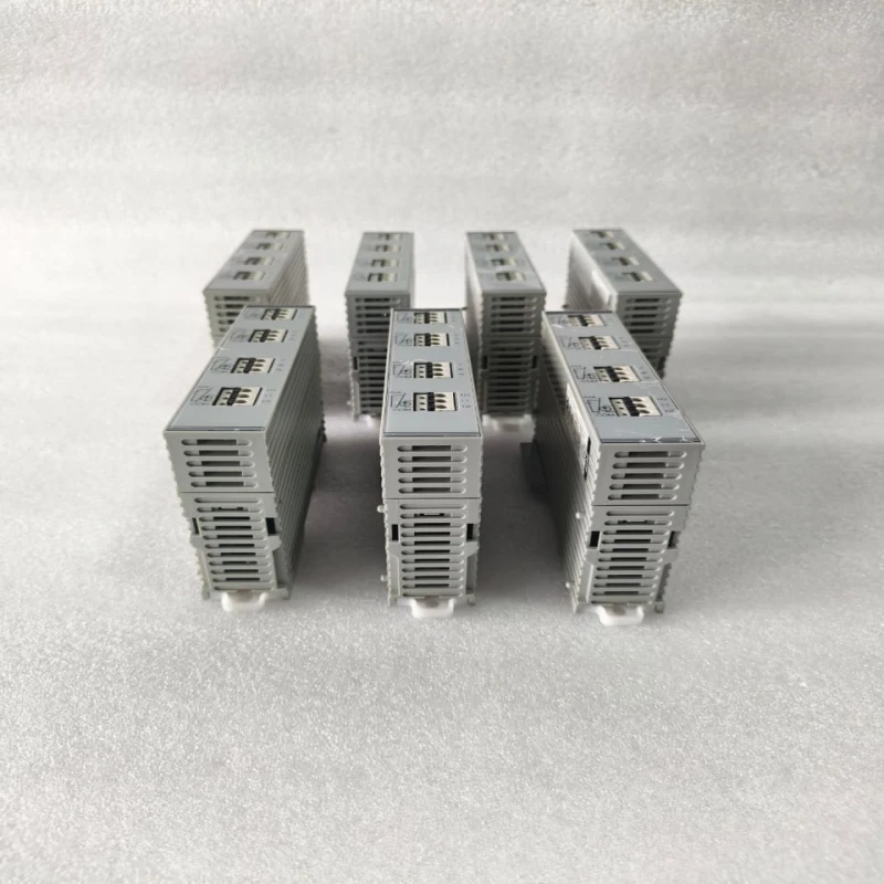 Azbil Yamatake RY5004A0000-T Direct I/O Module 4-Channel Voltage/Current Transducer, 24VDC thumbnail 4