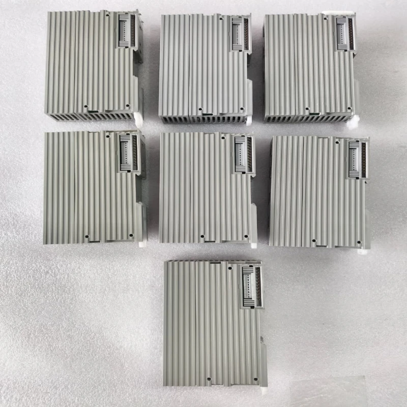 Azbil Yamatake RY5004A0000-T Direct I/O Module 4-Channel Voltage/Current Transducer, 24VDC thumbnail 7