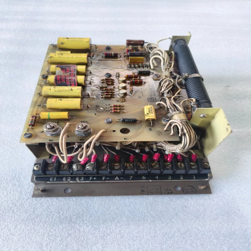 Basler Electric SR4A2B00B3A Static Voltage Regulator (AVR) | Generator Automatic Voltage Regulator thumbnail 3