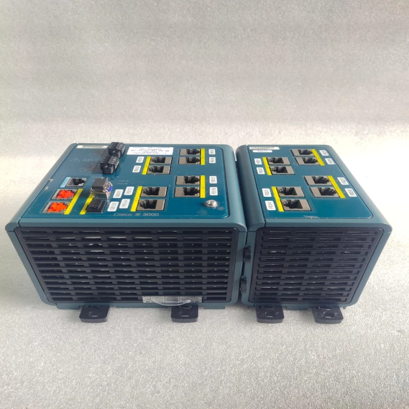 Cisco IEM-3000-8TM Industrial Ethernet Switch Expansion Module | 8-Port Twisted Pair Expansion Module | Compatible with Cisco IE3000 Series thumbnail 4