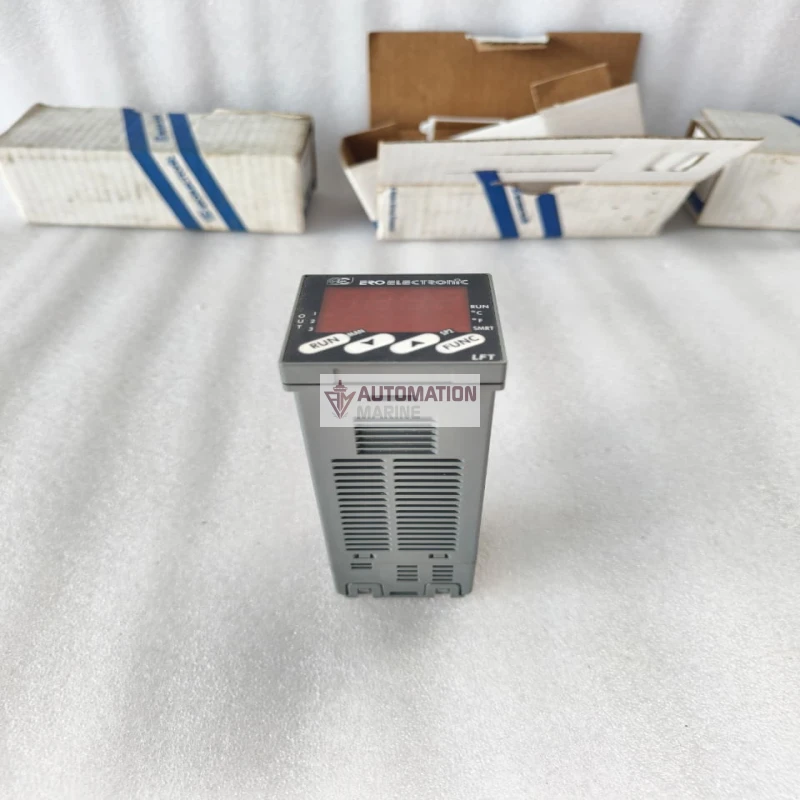ERO Electronic LFT936113000 Temperature Controller 100-240VAC Main SSR Output Industrial Temperature Control thumbnail 4