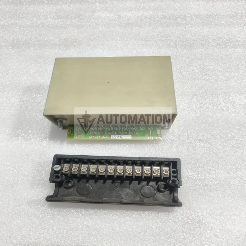 Honeywell R4343E1014 Flame Detector Relay Switch | 230VAC, 1-Second Response thumbnail 6