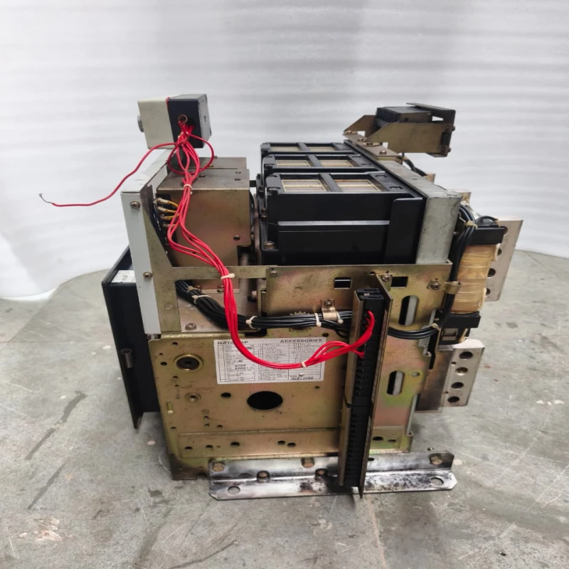 Hyundai HAT40 Air Circuit Breaker ACB | 4000A Low Voltage Air Circuit Breaker | Hyundai Heavy Industries Industrial Power Protection thumbnail 3