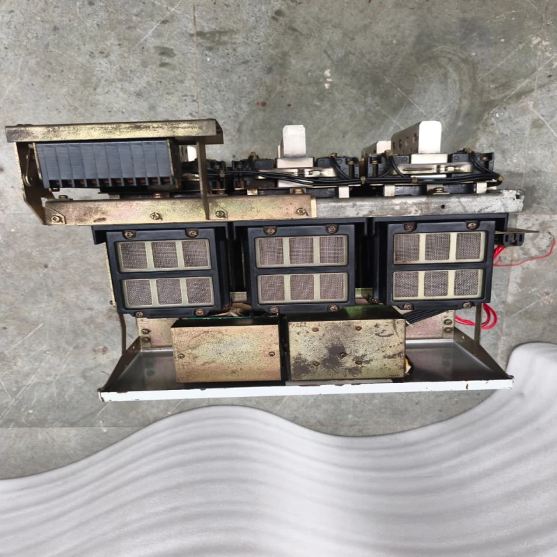 Hyundai HAT40 Air Circuit Breaker ACB | 4000A Low Voltage Air Circuit Breaker | Hyundai Heavy Industries Industrial Power Protection thumbnail 6