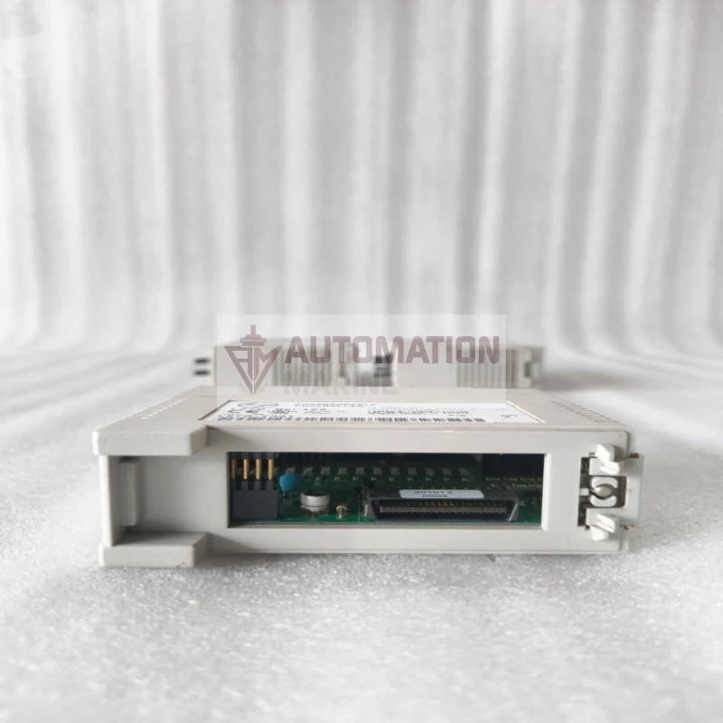 L And T LX70 Y32T LX70 Series Transistor Output Module thumbnail 4