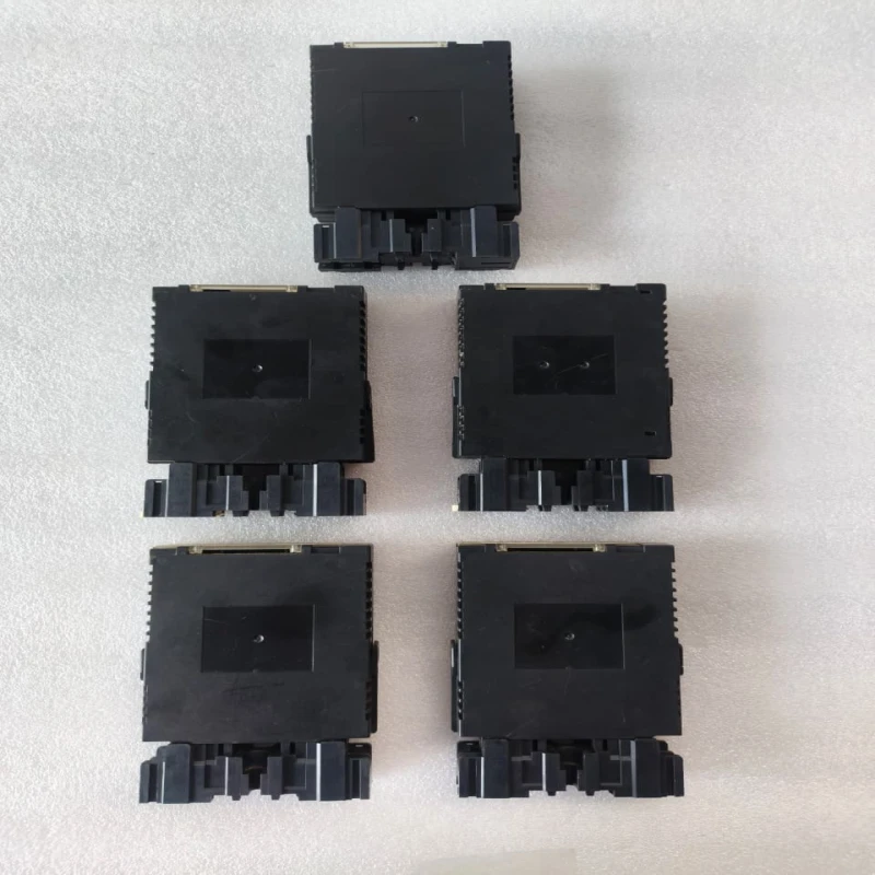M-SYSTEM FDY-24A-K Current Loop Supply Signal Converter Module 4-20mA DC Input 4-20mA DC Output 85-132VAC thumbnail 2