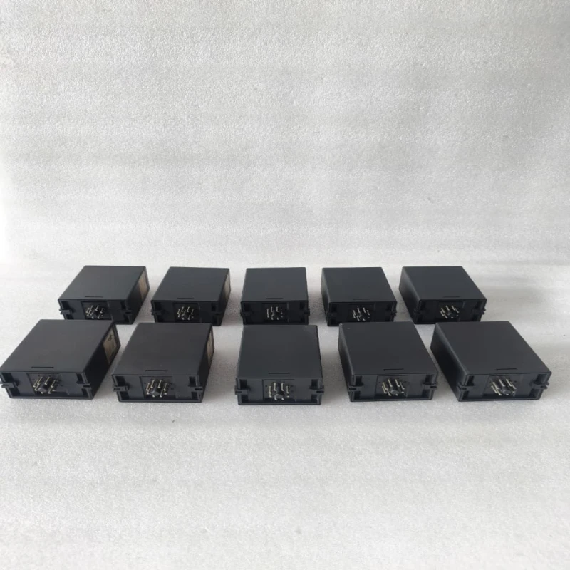 M-SYSTEM SV-6A-C Isolated Signal Transmitter / Signal Isolator, 1-5V DC Input, 4-20mA DC Output, 110V AC thumbnail 4