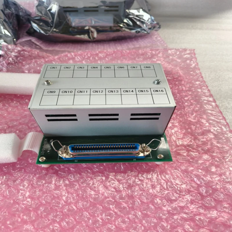 MIBU-293-01 Multi-Channel Interface Breakout Module 82099862-001, 16-Channel PCB Mounting thumbnail 4