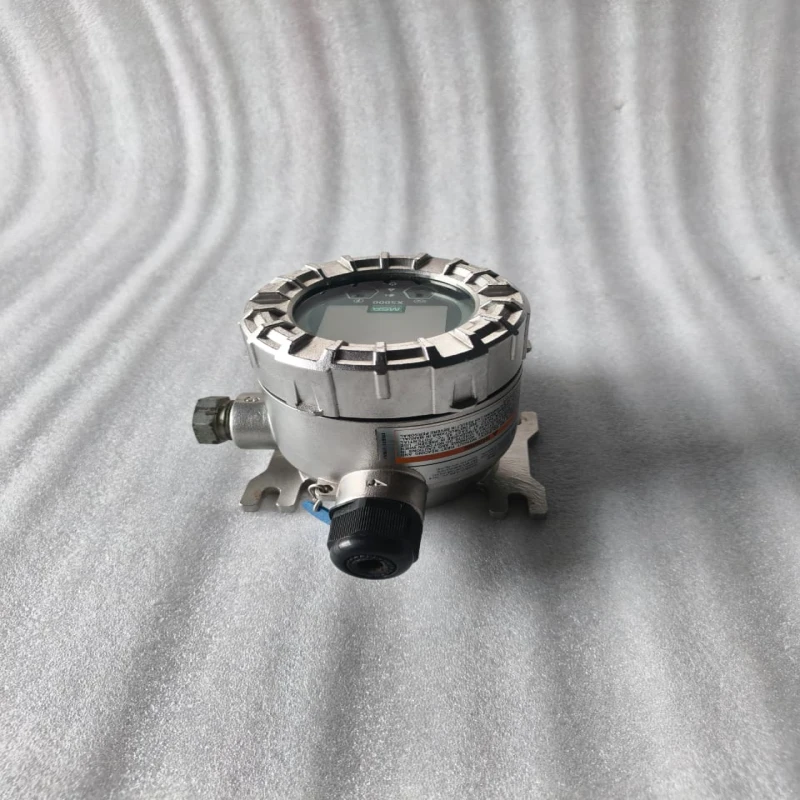 MSA ULTIMA X5000 A-X5000-0-A-0-1-0-61-61-0 Fixed Digital Gas Detection Transmitter thumbnail 3