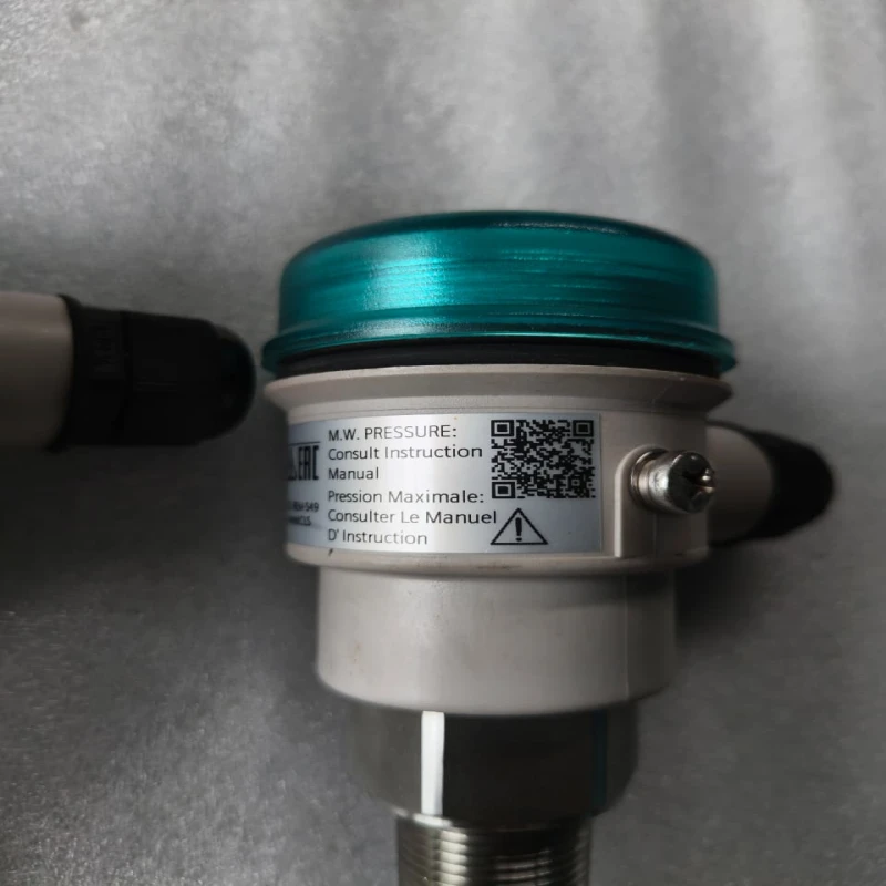 SIEMENS 7ML5501-0AA60 Pointek CLS100 Compact 2-Wire Inverse Frequency Shift Capacitance Point Level Switch for Liquids, Solids, Slurries &amp;amp; Foam thumbnail 5