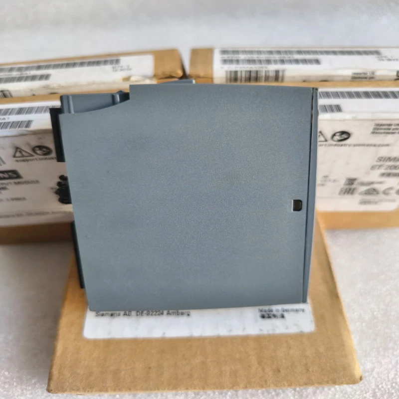 Siemens SIMATIC ET 200SP Analog Output Module AO 4x U/I High Feature – 6ES7135-6HD00-0BA1 thumbnail 3