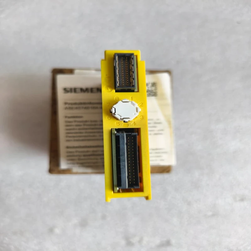 Siemens SIMATIC ET 200SP Digital Output Module 6ES7 136-6DB00-0CA0 – 16 DO, 24V DC, High-Speed Transistor Outputs, DIN Rail, TIA Portal thumbnail 3