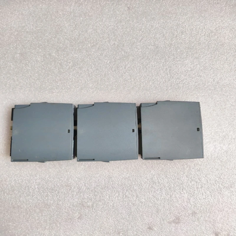 Siemens SIMATIC ET 200SP Digital Output Module DO 8x 24V DC 0.5A – 6ES7 132-6BF01-0BA0 thumbnail 3