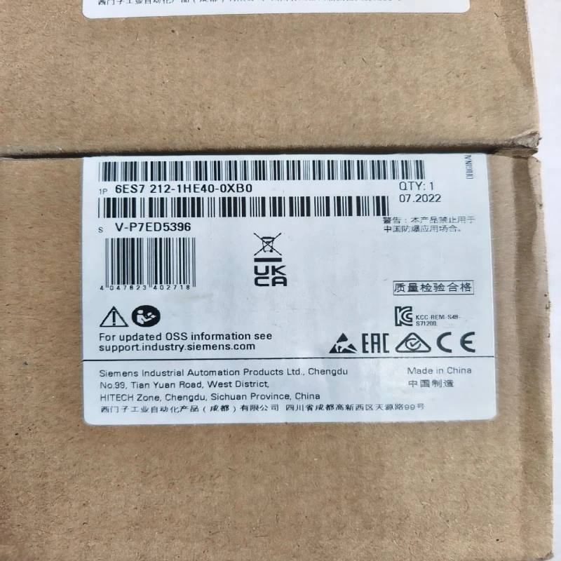 Siemens SIMATIC S7-1200 CPU 1212C Compact PLC - 6ES7212-1HE40-0XB0 (DC/DC/Relay) thumbnail 2