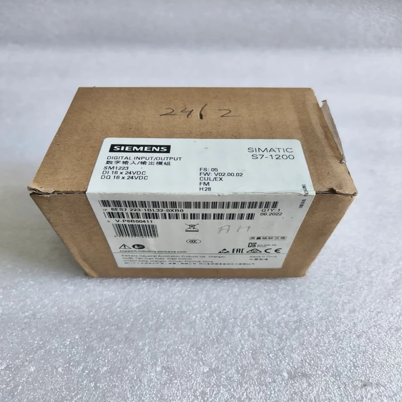 SIEMENS SIMATIC S7-1200 SM 1223 DI/DO Module 6ES7 223-1BL32-0XB0 – 16 Digital Inputs / 16 Digital Outputs, 24V DC Transistor thumbnail 4