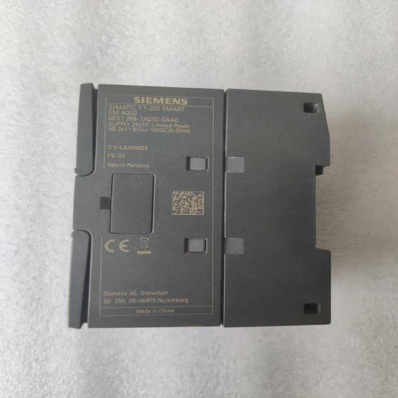 Siemens SIMATIC S7-200 SMART Analog Output Module 6ES7 288-3AQ02-0AA0 – 2 Channel AO, 12 Bit Resolution, Voltage/Current Output thumbnail 3