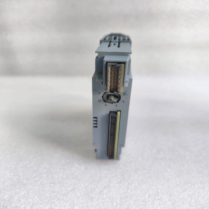 SIEMENS SIMATIC S7 Configurable I/O Module 6DL1133-6EW00-0EH1 – High-Performance Industrial Automation Module thumbnail 2