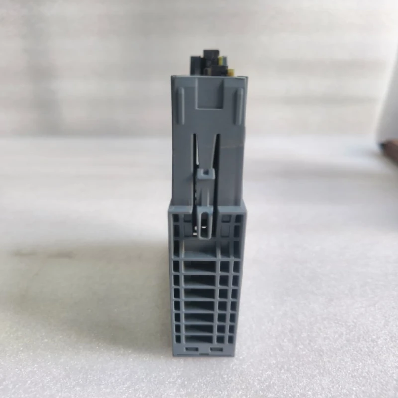 SIEMENS SIMATIC S7 Configurable I/O Module 6DL1133-6EW00-0EH1 – High-Performance Industrial Automation Module thumbnail 4