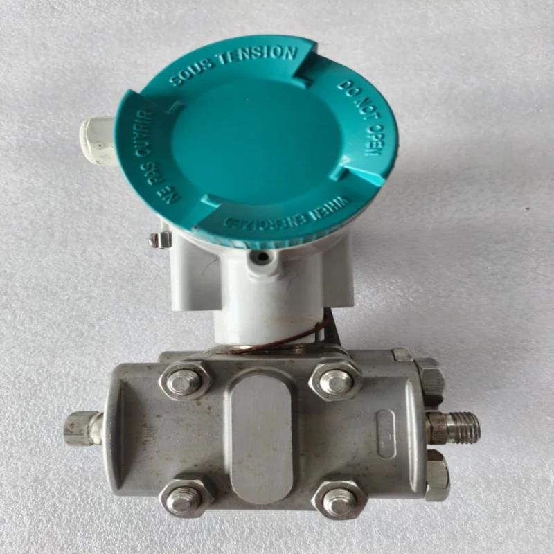 Siemens SITRANS P320 Differential Pressure Transmitter 7MF0340-1ML11-5AF2-Z | 4-20mA HART Smart DP Pressure Transmitter | IP66 Industrial Pressure Sensor thumbnail 2