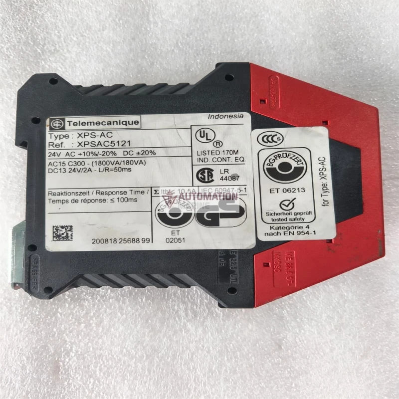 Telemecanique Preventa XPS-AC XPSAC5121 Safety Relay Module – 24V AC/DC, 3 NO / 1 NC Safety Outputs thumbnail 2