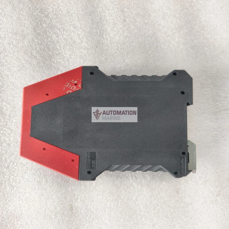 Telemecanique Preventa XPS-AC XPSAC5121 Safety Relay Module – 24V AC/DC, 3 NO / 1 NC Safety Outputs thumbnail 3
