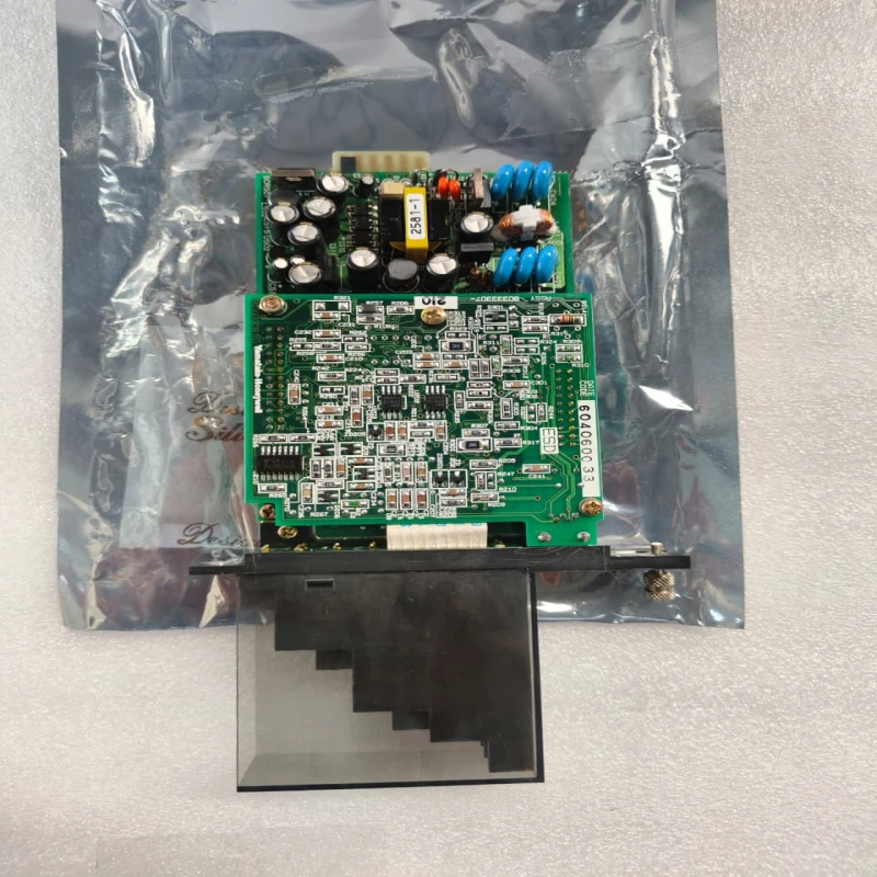 YAMATAKE J-SRV80Z-021 RTD Analog Input Module, PT Input −180 to 100°C, 24V DC, 4–20mA Output thumbnail 4